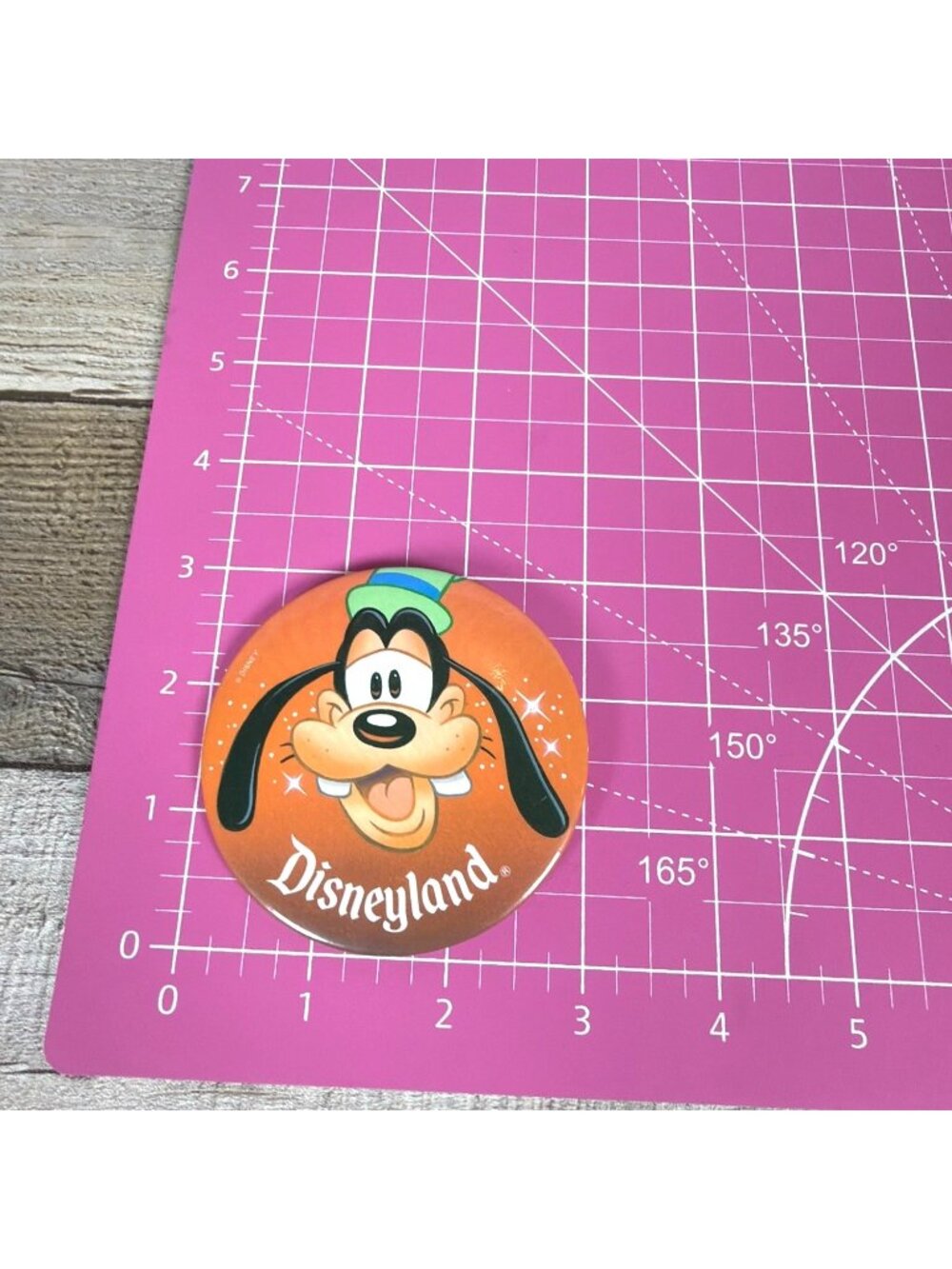 Vintage Disneyland Disney Lot Set Blue Diamond 60th Magnet Goofy Button Keychain - Picture 11 of 13